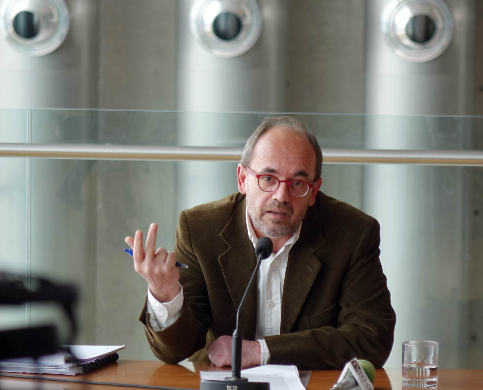 080216 05 MYLOPOULOS MEGARO